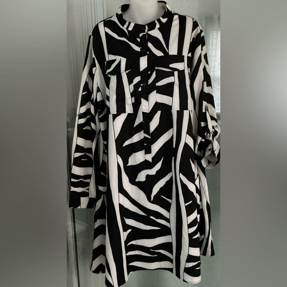 BUXOM CURVY BLACK AND WHITE ZEBRA PRINT SHIRT DRESS